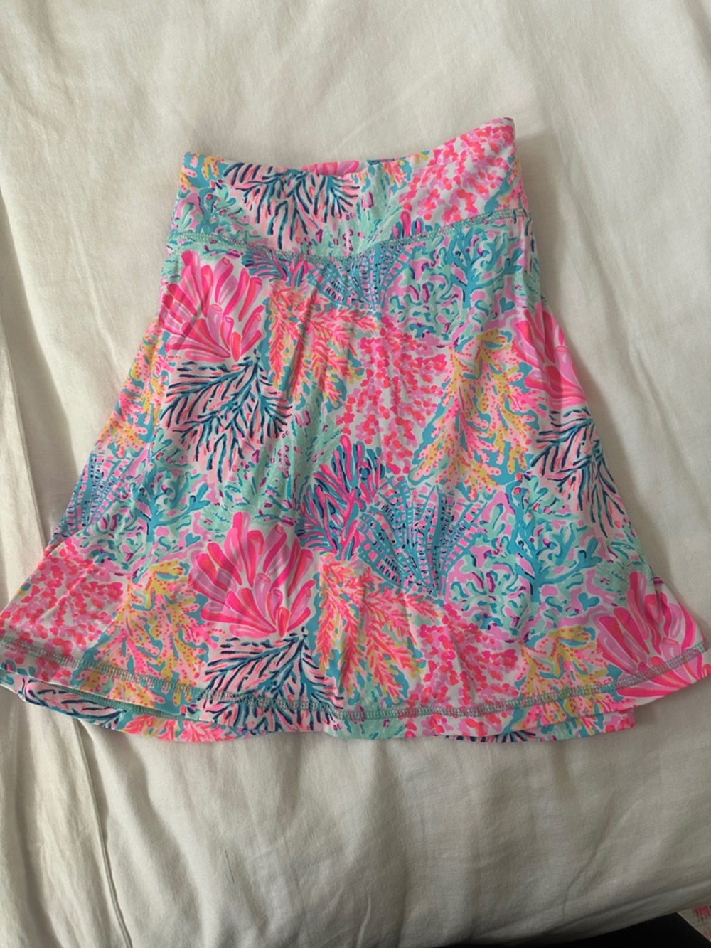 EUC Lilly Pulitzer - Luxletic Aila Skort in Vibrant Coral Reef - XL